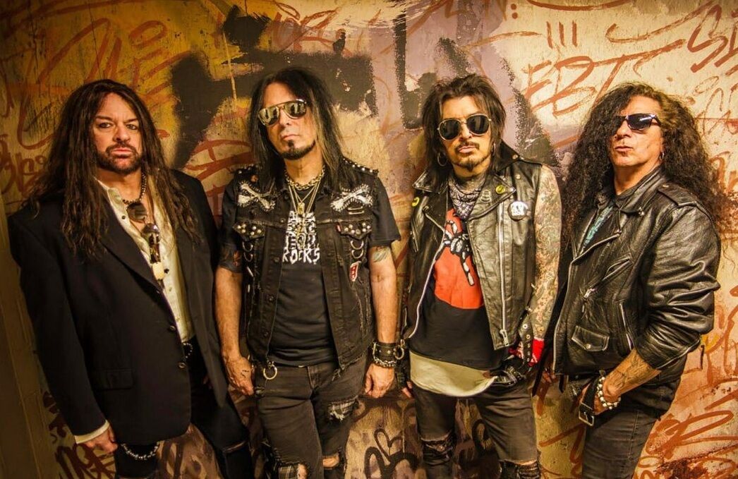 KICKIN VALENTINA