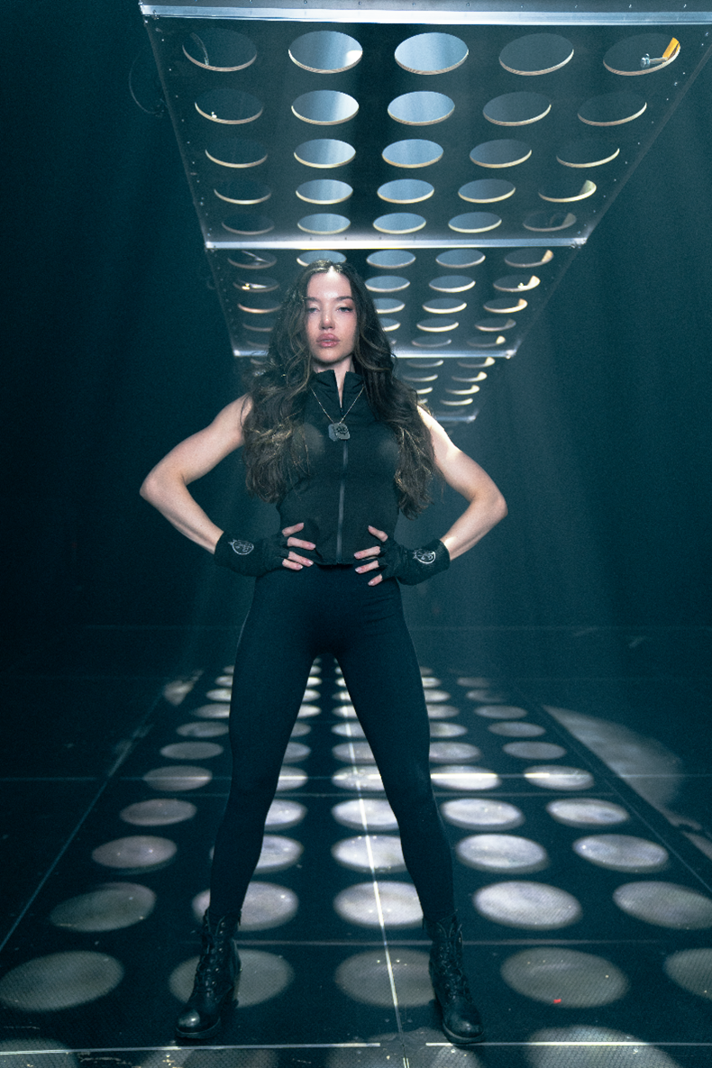 Lauren Hart Arch Enemy