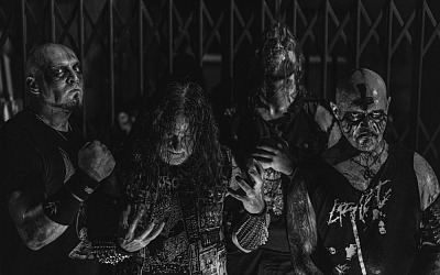 Vier Freunde und kein Halleluja: NUNSLAUGHTER