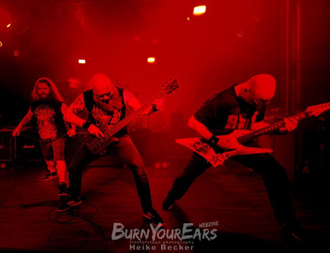 BLOOD RED THRONE live in Berlin