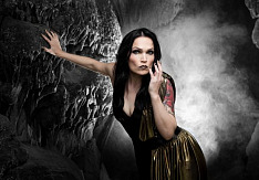 Tarja im Interview zu "In The Raw"