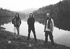 Deserted Fear über ihren rasanten Aufstieg und das Album "Dead Shores Rising"