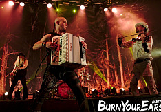 Korpiklaani, Heidevolk, Arkona, Trollfest und Co. - Der Bericht aus der Turbinenhalle Oberhausen