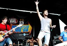 Chiodos & Sonny Moore - Hamburg / Molotow Chiodos auf der Warped Tour 2009