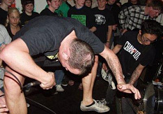 Sirens, Hoods Up & Some Times - Hamburg / Fair Haus Review