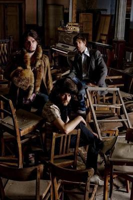 Earthbend_Bandfoto2_klein